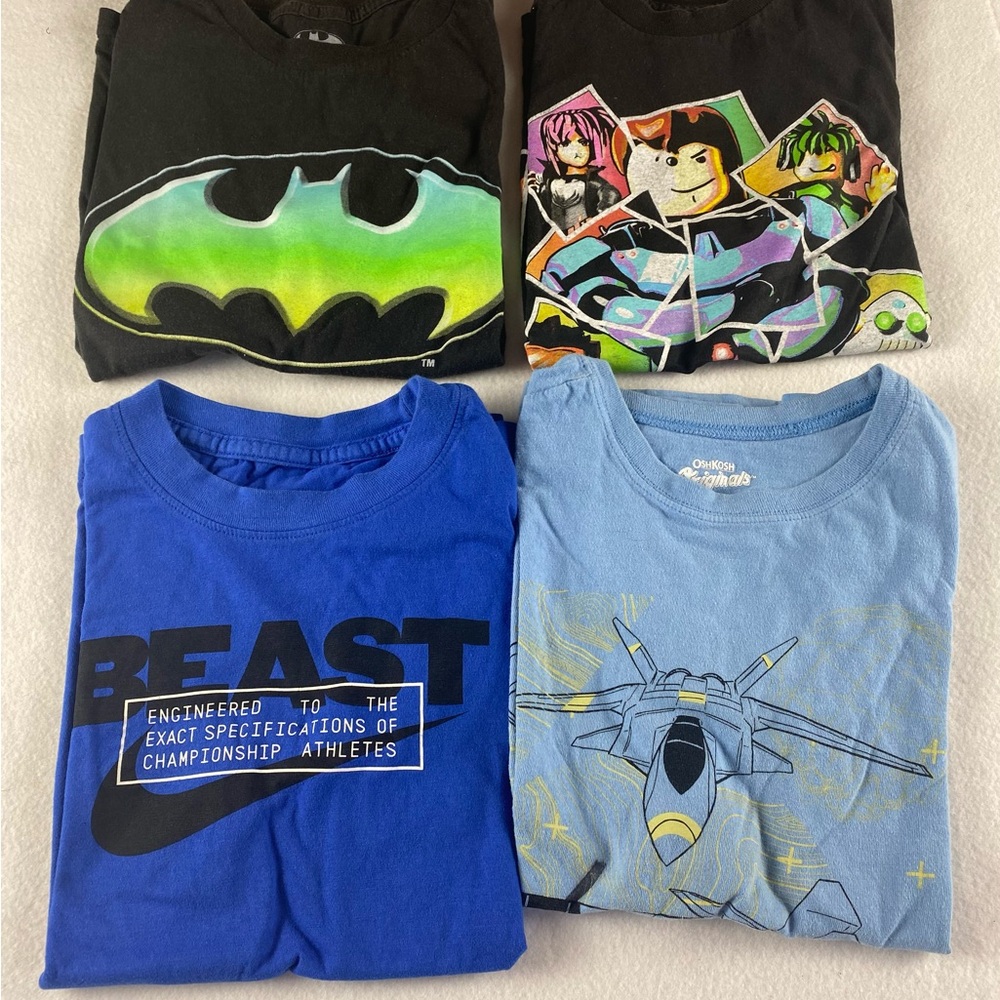 Nike Blue Graphic TShirts Boys Sz Batman Roblox (lot of 4) S/M Black Short Sleev - Picture 2 of 10